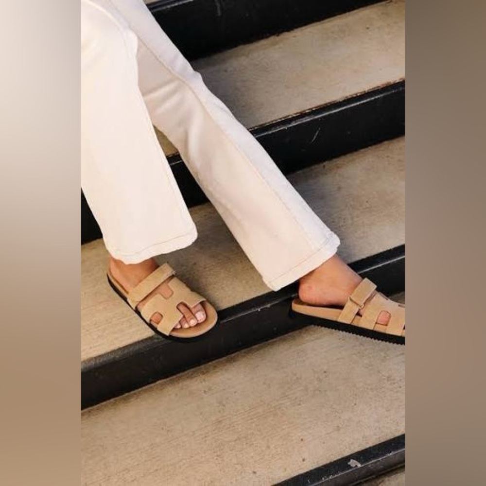 Steve Madden Mayven Taupe Suede Women’s 7